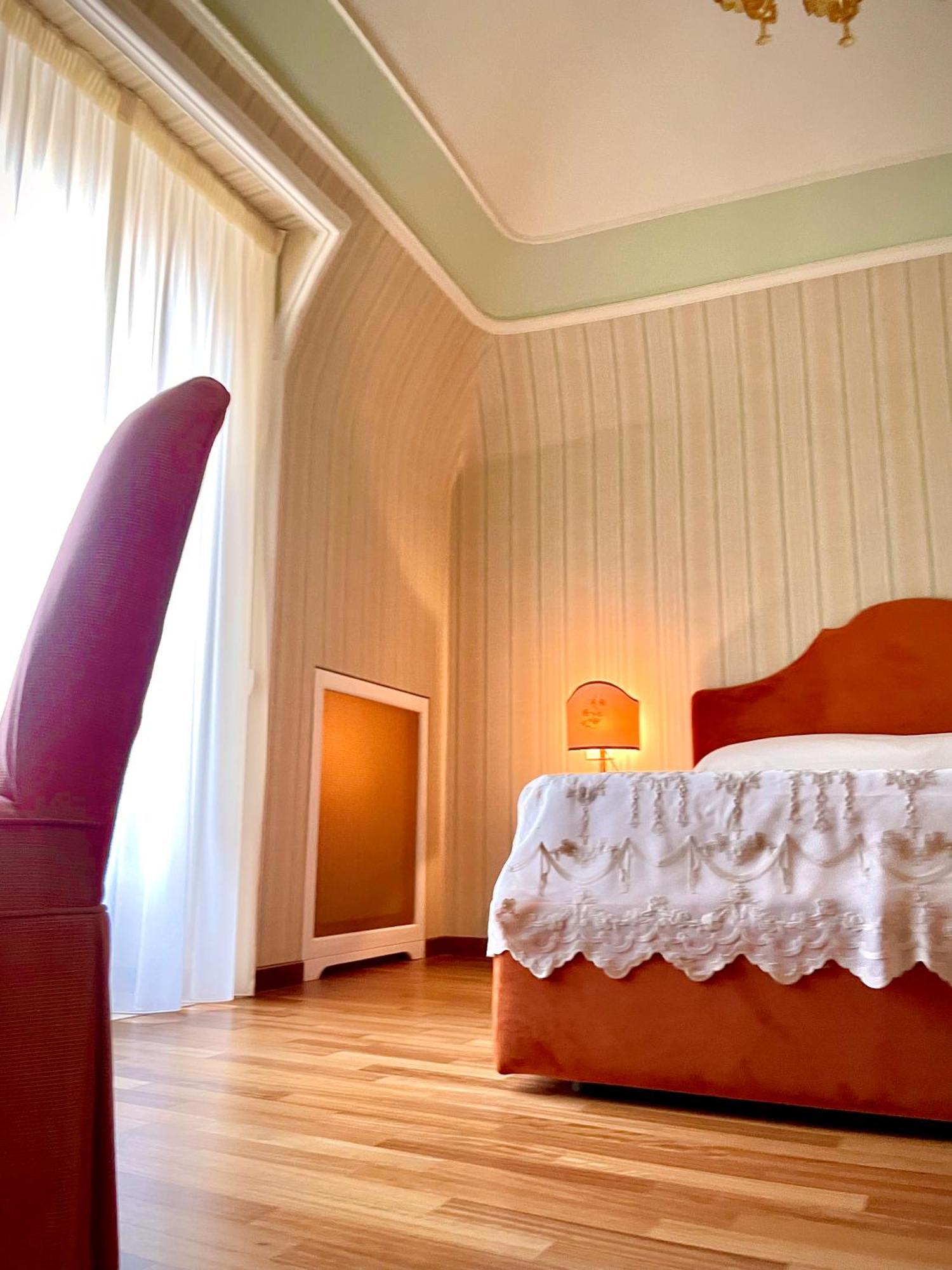Dimora Del Duomo Hotel Enna Buitenkant foto
