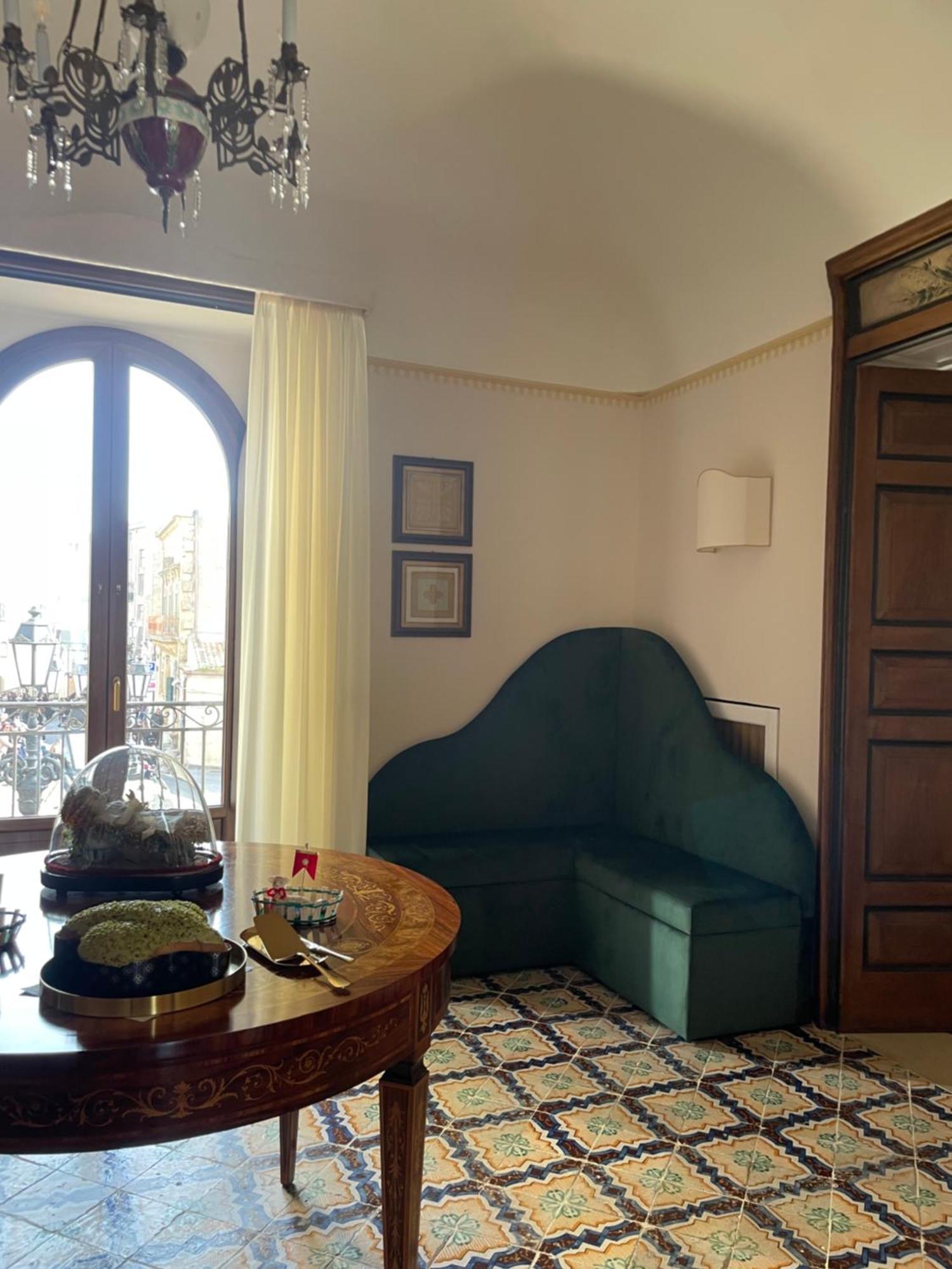 Dimora Del Duomo Hotel Enna Buitenkant foto
